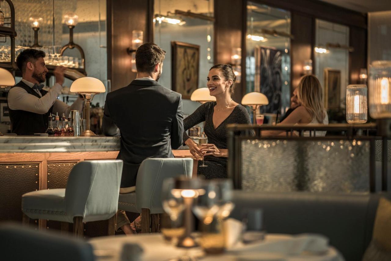 Four Seasons Hotel Dubai International Financial Centre Luaran gambar